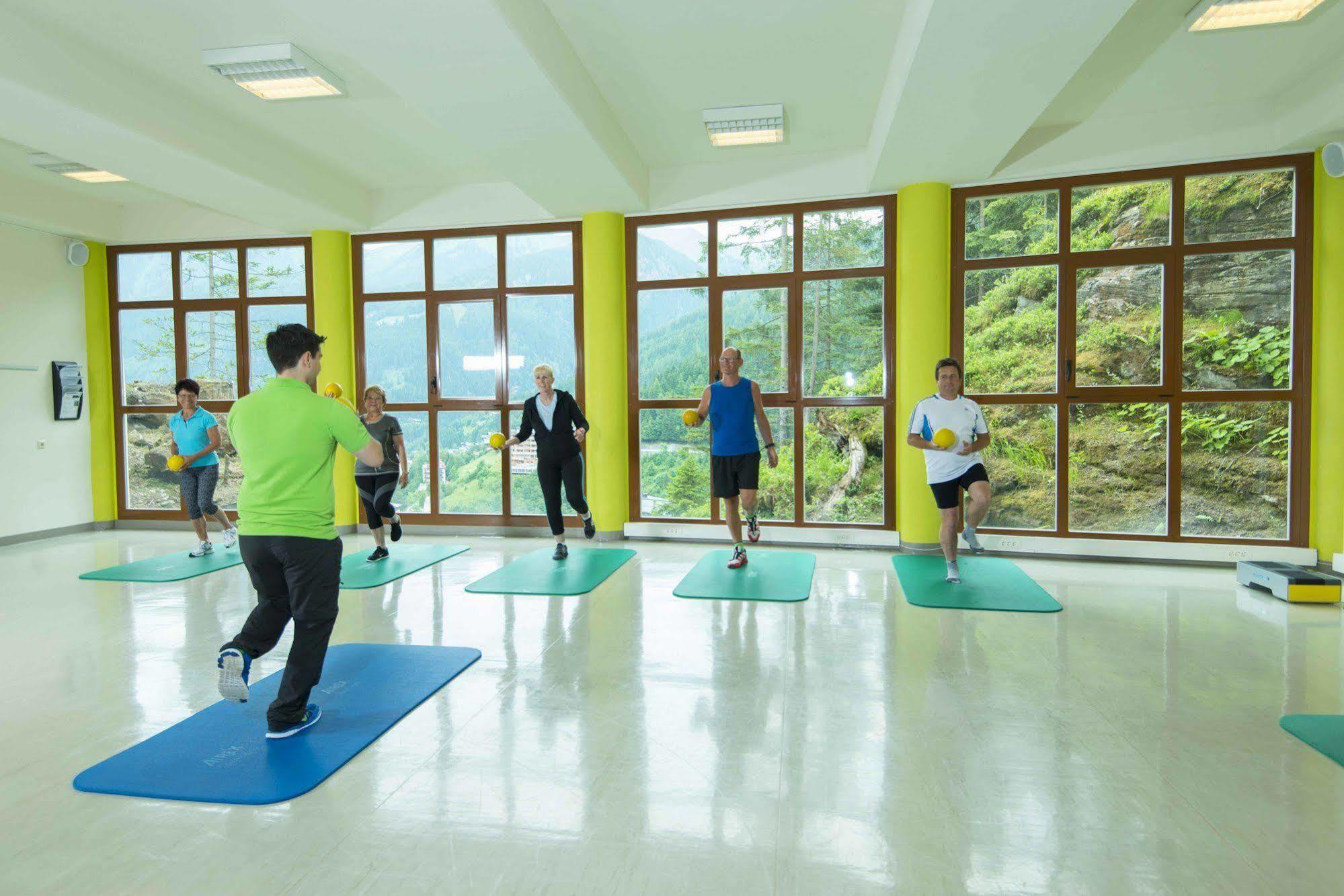 Gesundheitszentrum Baerenhof Bad Gastein Bagian luar foto